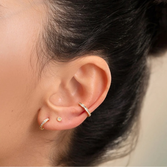 Monica Vinader Skinny Diamond Ear Cuff - Picture 5 of 7
